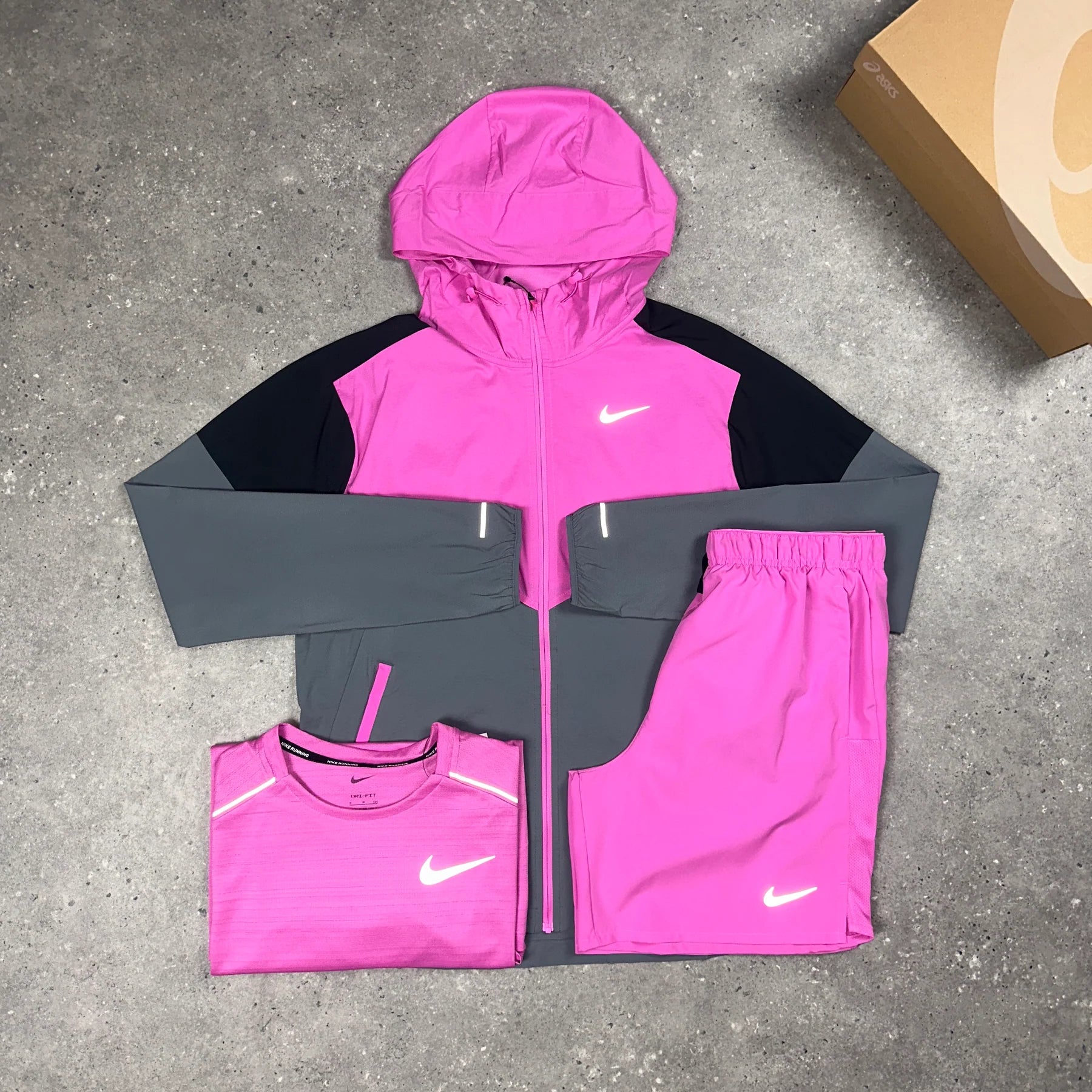NIKE MILLER SET - 3 PIECE ROSA