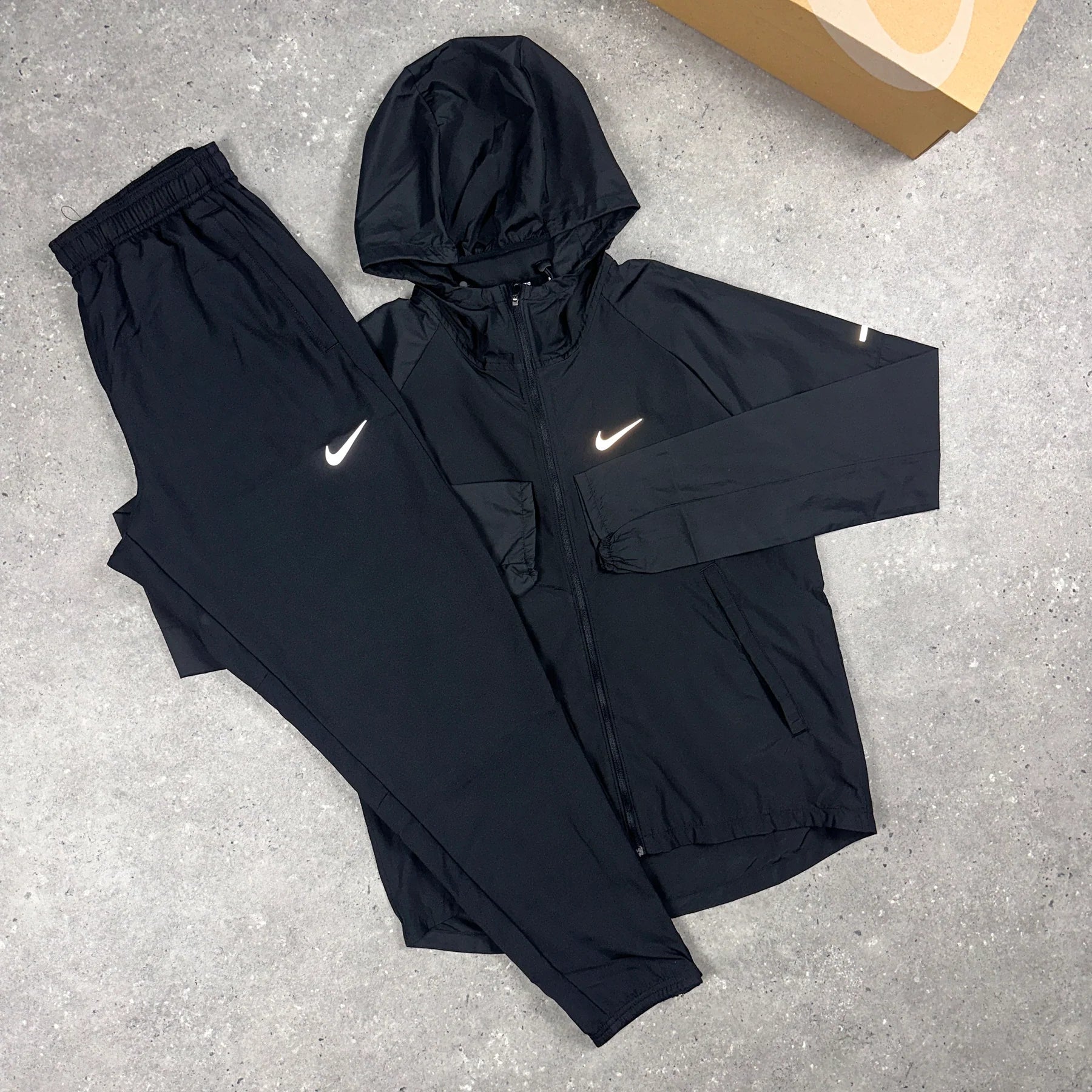 Nike Miller Tracksuit - Svart